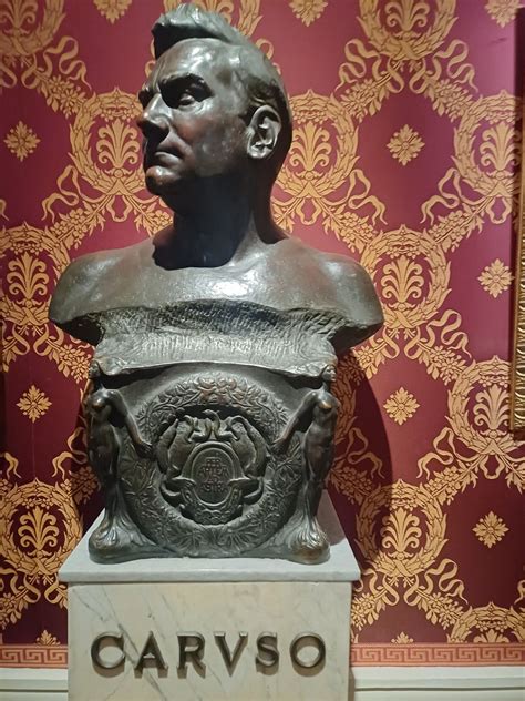 Il Busto Di Caruso Al Museo Della Scala Un Tributo Alla Voce Eterna