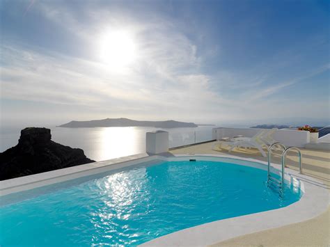 Tholos Resort Santorini | Accommodation | Discover Greece