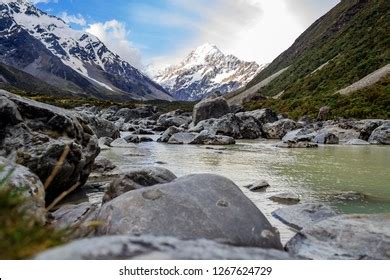 Mount Cook New Zealand Stock Photo 1267624729 | Shutterstock