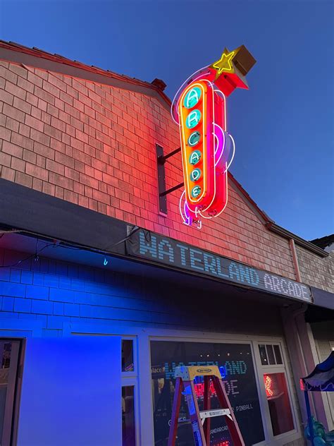 Georgetown Morgue Haunted House - The Skeleton Crew of The Georgetown