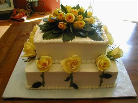 Yellow Rose Anniversary Cake Bolo Lembrancinhas