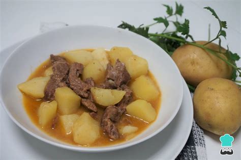 Patatas Guisadas Con Carne De La Abuela Receta Tradicional