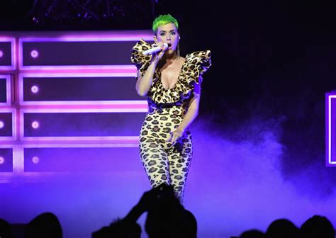 Katy Perry Performs Live At Citibank Cardholders In Los Angeles Hot Celebs Home