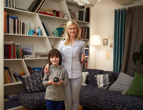 CINEMOOD - First Mini Cinema Projector for Families » Gadget Flow