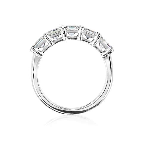 asscher cut diamond upside down 1