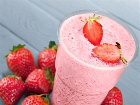 Strawberry Cottage Cheese Smoothie Recipe And Nutrition Eat This Much