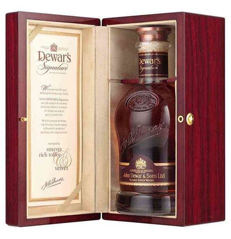 Dewars Signature 0.7l - Blended Scotch | Rum House
