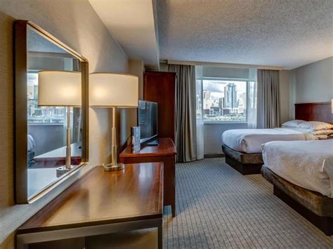 Embassy Suites Cincinnati Rivercenter in Covington (KY) - Room Deals ...