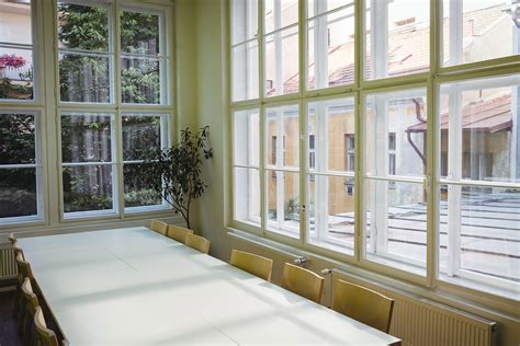 13 Ways To Enhance Natural Light With Double Hung Windows My Decorative