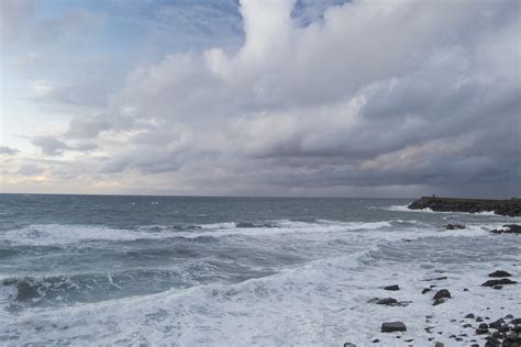 Zumaia Kostaldean Zeru Estaliak Olatuak Indarrean Eitb Eus Flickr