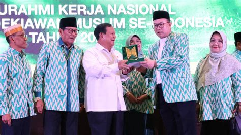 Foto Didukung Induk Koperasi Unit Desa Prabowo Saya Mau Jadi Alat