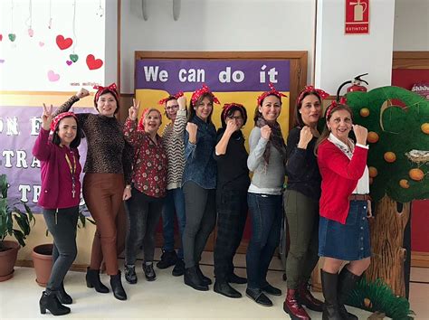 Mujeres Extraordinarias En El Ceip Carmen De Burgos