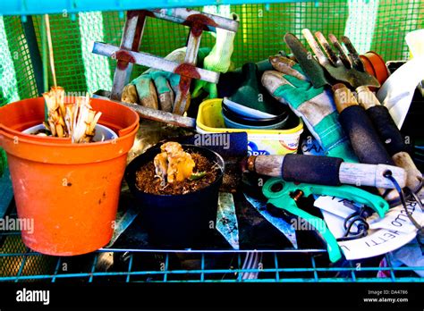 Gardening equipment garden hi-res stock photography and images - Alamy