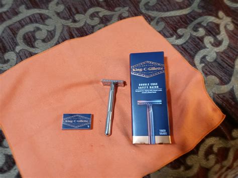 King C Gillette Razor Badger And Blade