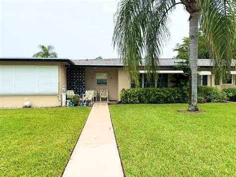 3715 Village Dr Unit C Delray Beach Fl 33445 ®