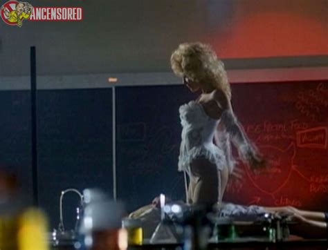 Judy Landers Nua Em Dr Alien