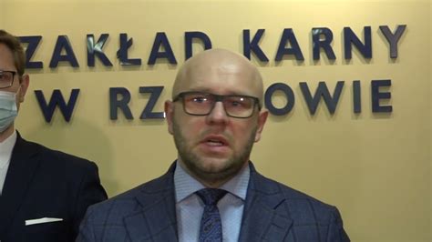 Zab Jstwo Psycholog W Zak Adzie Karnym W Rzeszowie Konferencja Prasowa