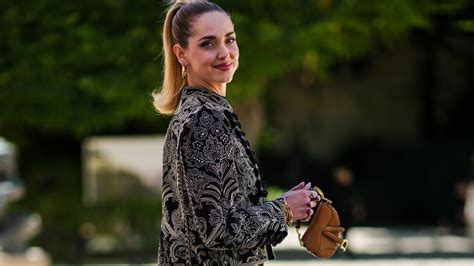 Hier Kannst Du Chiara Ferragnis Bikini Shoppen Er Ist Sogar Im Sale