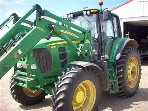 2010 John Deere 7430 Premium Tractors Row Crop 100hp John Deere