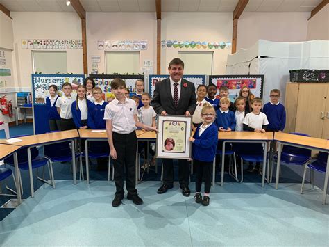 Stephen Metcalfe Visits Bardfield Primary School | Stephen Metcalfe