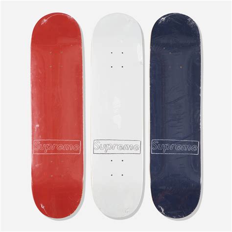 Supreme Kaws Skateboard | atelier-yuwa.ciao.jp