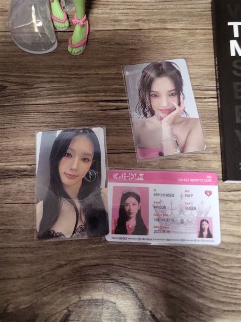 Wtt I Feel Queen Ver Photobook Ver Soyeon Miyeon Id Pc Photocards