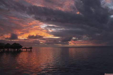 [Photo Friday] Tahitian Sunset on the Island of Moorea