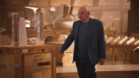 Introduction Frank Gehry Teaches Design And Architecture Masterclass