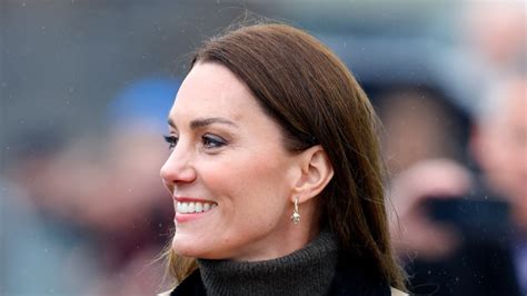 Intentaba Pasar Desapercibida Kate Middleton Anima Al Pr Ncipe Louis