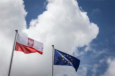 Poland clears first hurdle to get EU cash – POLITICO