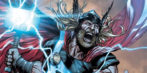 Thor's Power Plot Hole Hints Mjolnir Messes With His Mind