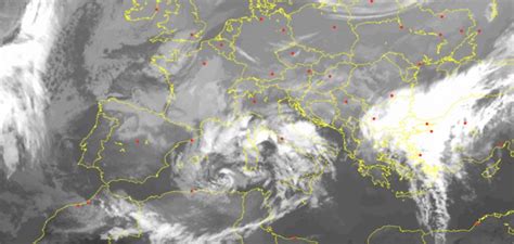 Maltempo Scatta Lallerta Meteo In 11 Regioni A Cosa Stare Attenti