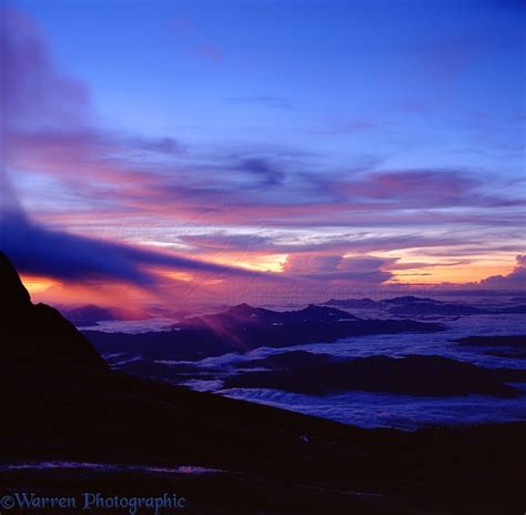 Sunrise at Mt. Kinabalu photo WP01957