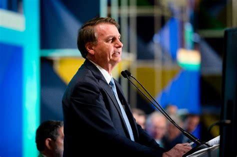 Presidente Jair Bolsonaro Sanciona Orçamento De 2022 Com Vetos