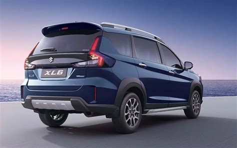 Maruti Suzuki XL6 - Front Right View | Maruti Suzuki XL6 Images