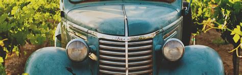 Vintage | 2 best free vintage, car, automobile and sedan photos on Unsplash