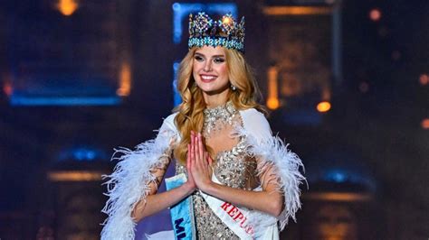 Miss World 2024 Krystyna Pyszková se vrátila domů Na letišti ji