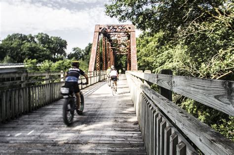 12 awesome bike rides to try around the U.S. - Curbed