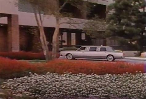 Imcdb Org Lincoln Town Car Stretched Limousine In Finder Of Lost