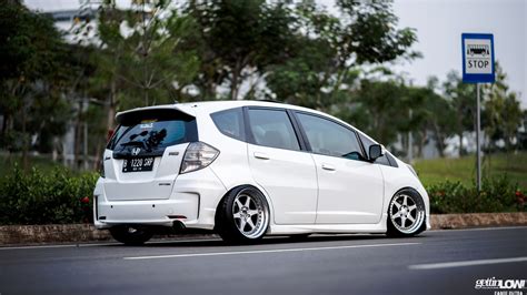 Kumpulan Honda Jazz 2013 Modifikasi Velg Rekanotomotif