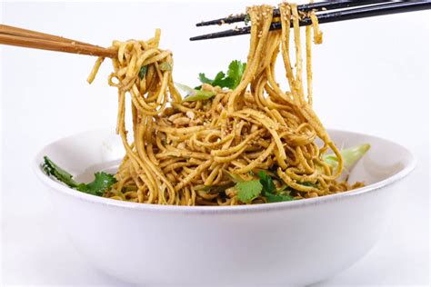 Rachaels Sesame Noodles Recipe Rachael Ray