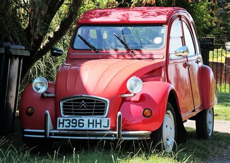 H396 HHJ 1990 Citroen 2CV6 Special Nivek Old Gold Flickr