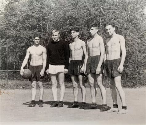 Shirtless Beefcake Muscle Jock Hunk Smooth Beefcake Male Hot Guy Photo X B Picclick Uk