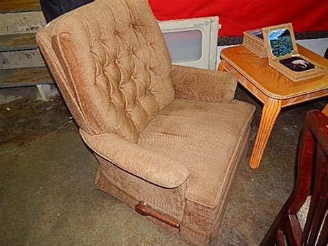 Lazy Boy Swivel Rocker Recliner