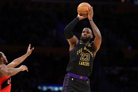 Lakers News Lebron James Reacts To Rumored La Trades All Lakers