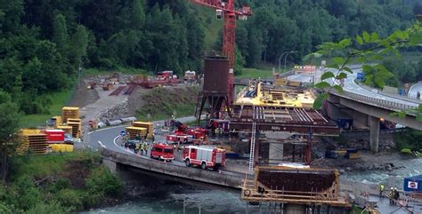 Technische Übung bei der Tunnelbaustelle Perjentunnel Feuerwehr Landeck