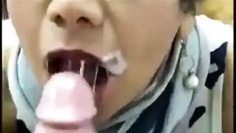 Short Haired Mature GILF Blowing Her Daughter S BBC BF XHamster