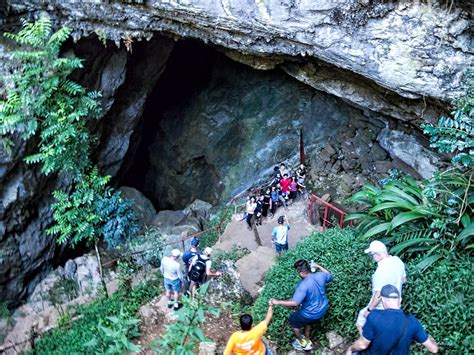 sumaguing cave spelunking adventure  sagada   town blog