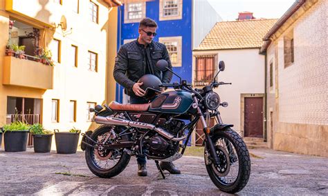 UM Scrambler X Naked HSG Lda