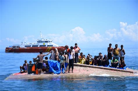 ACNUR teme dezenas de refugiados mortos ou desaparecidos após naufrágio